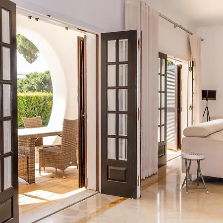 Casa Falesia Αλμπουφέιρα